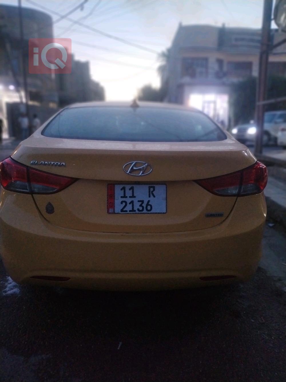 هیوندای ئەلەنترا